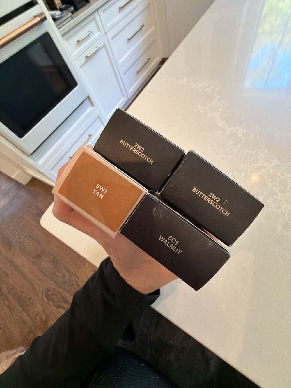 Laura Mercier Tinted Moisturizer Flawless Lumiere Foundation Bundle 4-Piece lot - Picture 2 of 4